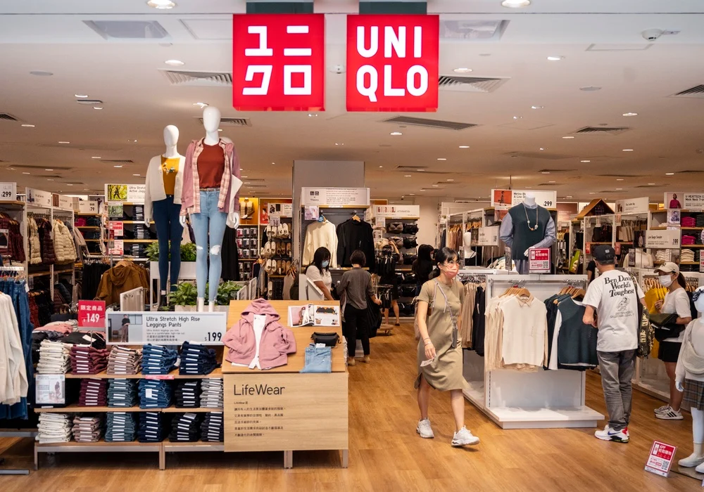 Uniqlo, Revolusi Fashion Sederhana yang Mengubah Dunia Pakaian Siap Pakai